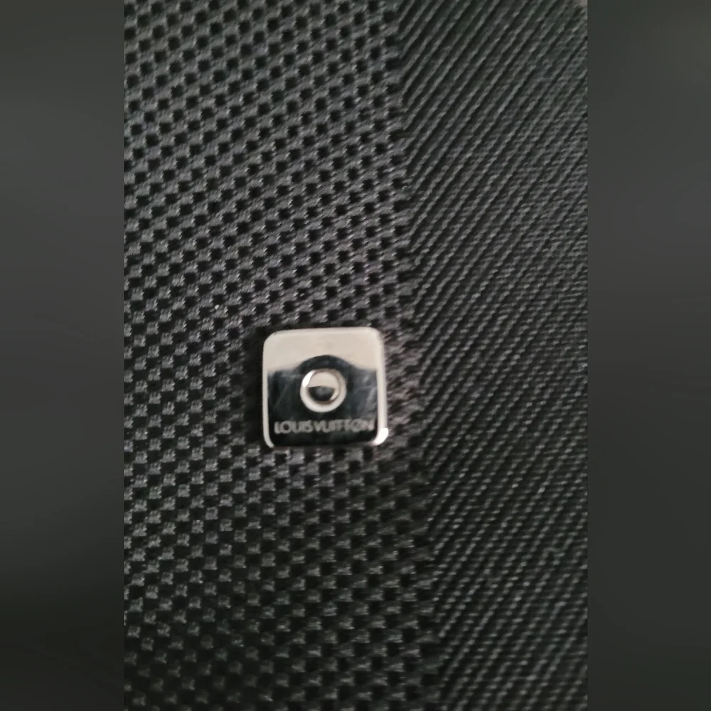Louis Vuitton Messenger Bag Damier Black